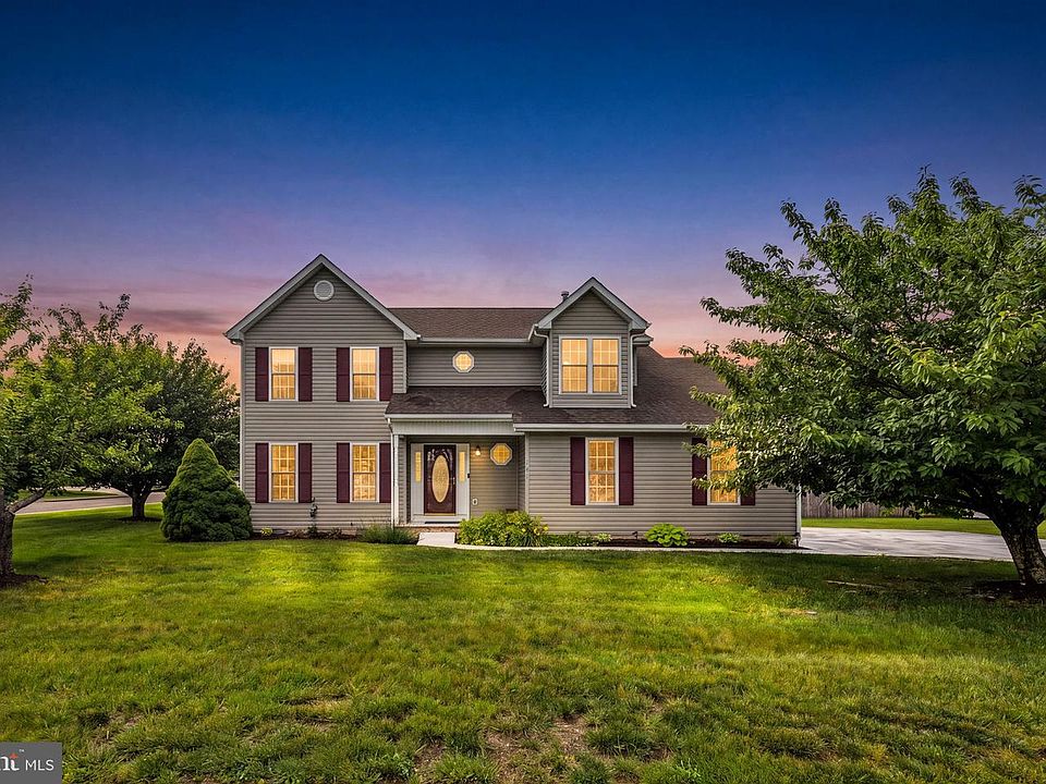 1st image of 141 Caspian Dr