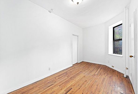 1st image of 1716 2nd Ave APT 5F