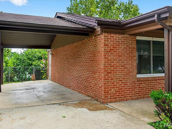 3rd image of 2235 Central Parkway Dr