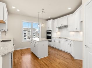 4 Peters Farm Way #312, Westborough, MA 01581
