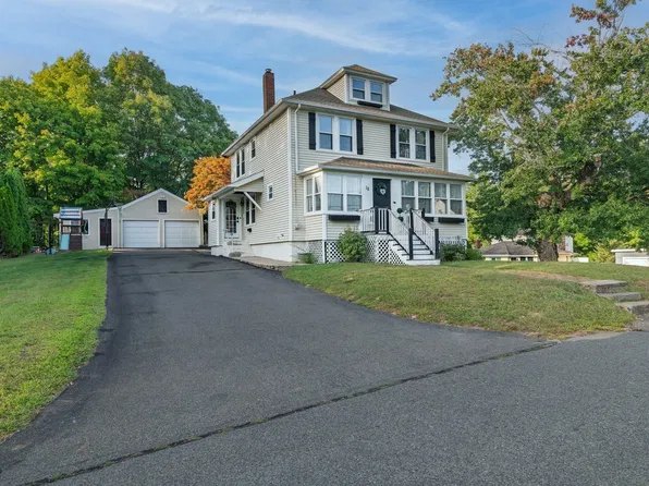 18 Vine St, Milford, MA 01757