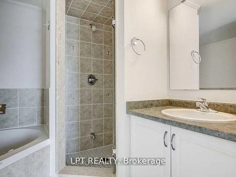 3047 Finch Ave W #2059 — Photo 15