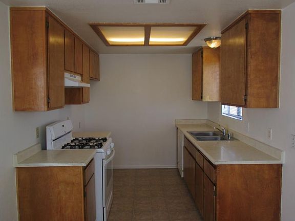 4th image of 772 Oleander St APT C
