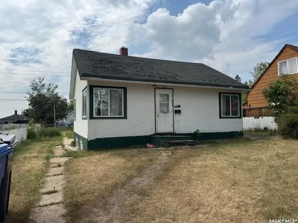 851 107th STREET, North Battleford, SK S9A 1Y6