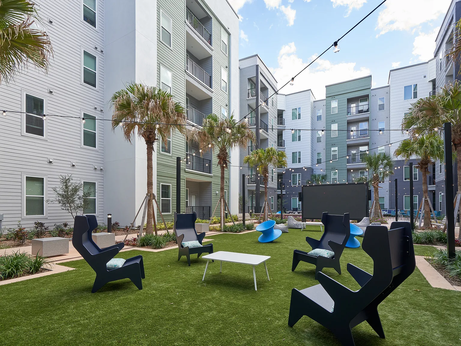 The Accolade Collegiate Village West - Student Housing — Photo 4