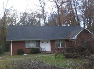 376 Collier Ridge Dr NW, Atlanta, GA 30318