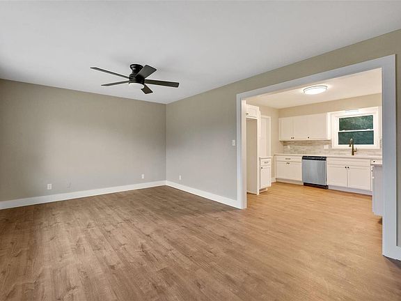 5th image of 805 Cresswell St