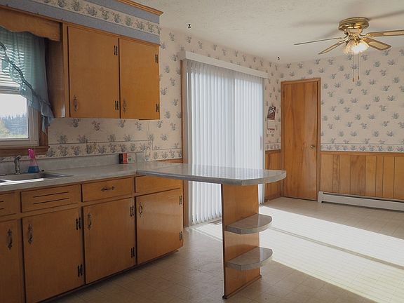 5th image of 144 Shadetree Ln