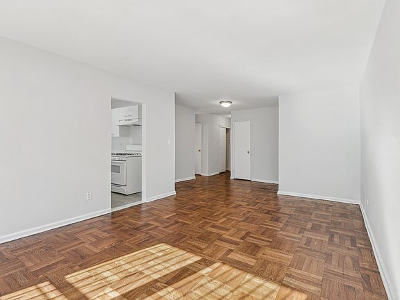 2nd image of 2400 Webb Ave APT 2A