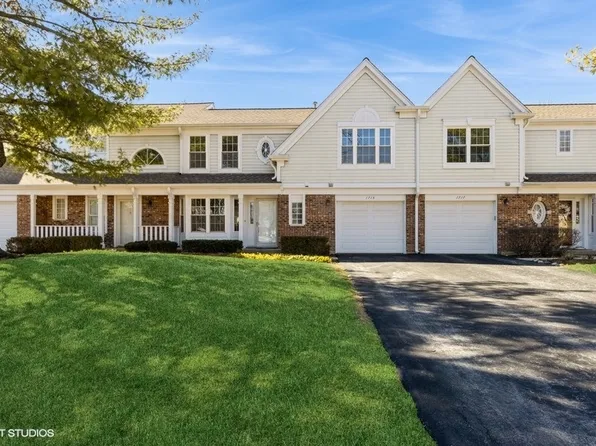 1715 Portsmith Ln #1715, Arlington Heights, IL 60004