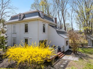 14 School St, Sandwich, MA 02563