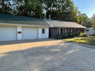 12 Forest Hill Rd, Bancroft, ON K0L1C0