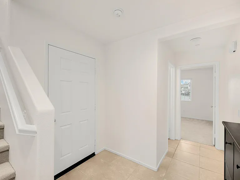 6922 Sunbeam Way — Photo 5