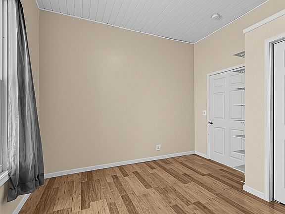4th image of 110 2nd St