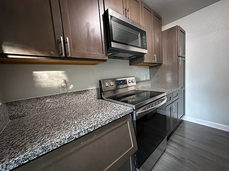 901 Carro Dr #3 — Photo 8