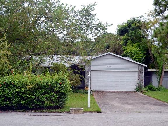 2nd image of 2023 Lake Citrus Dr
