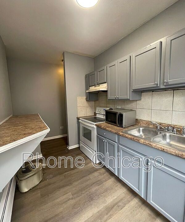 1st image of 6938 S Clyde Ave Unit 310