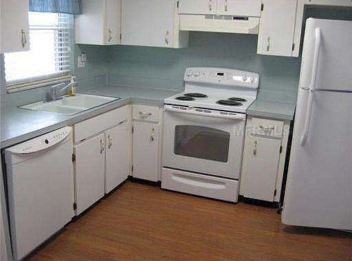 2nd image of 518 Cameo Dr