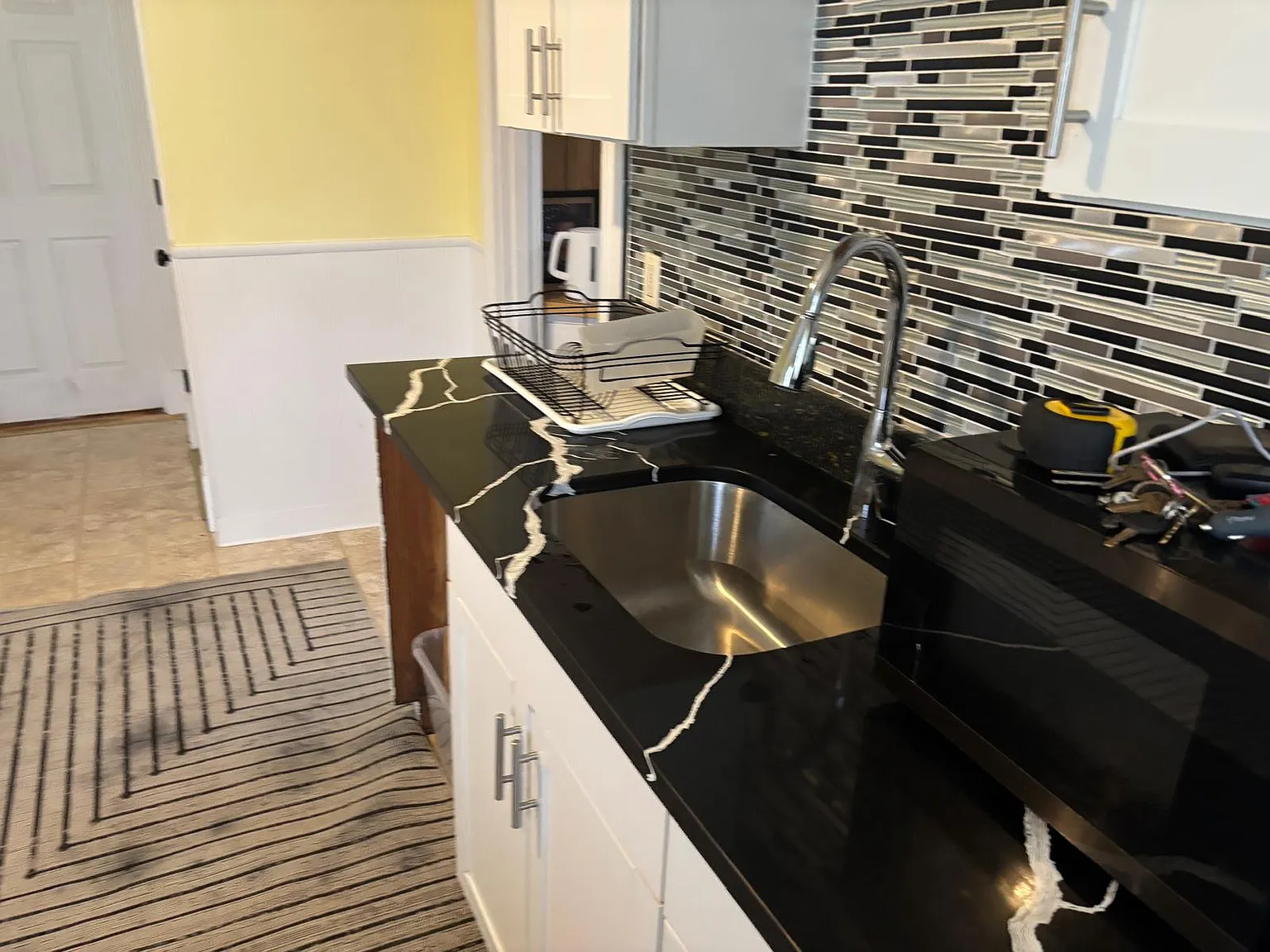 3 bed, 1600 sqft, $1,000 — Photo 3