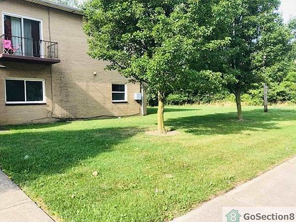 3rd image of 860 Colorado Ave APT 5A