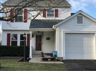 3400 Whisper Creek Dr, Columbus, OH 43231