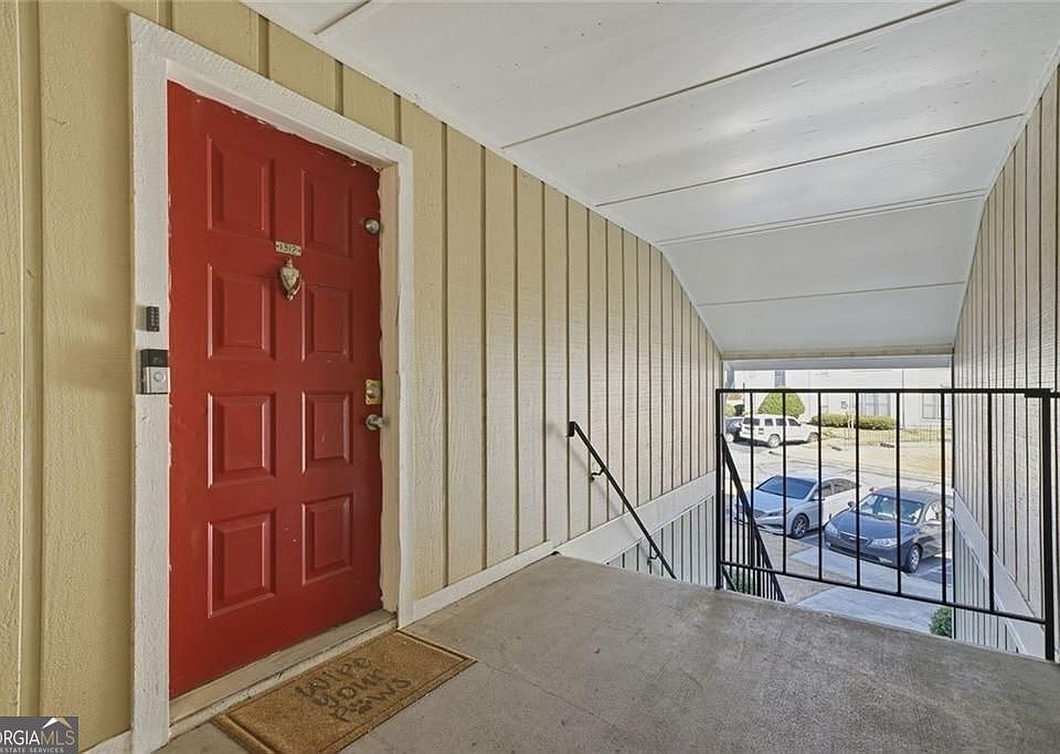 1st image of 1312 Branch Dr