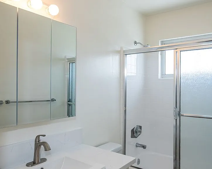1256 Boynton St — Photo 18