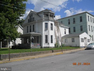 200 E Orange St, Shippensburg, PA, 17257