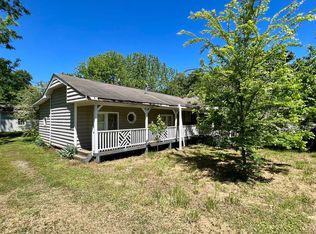 113 S Oak St, Efland, NC 27243