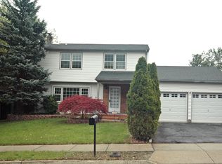 43 Brookside Rd, Edison, NJ 08817