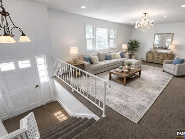 389 Madeline Ave, Garfield, NJ 07026