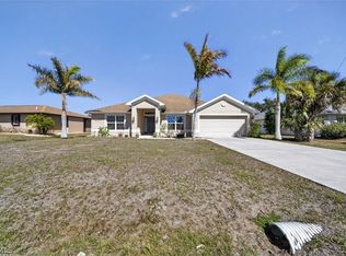 362 Salvador Dr, Punta Gorda, FL 33983