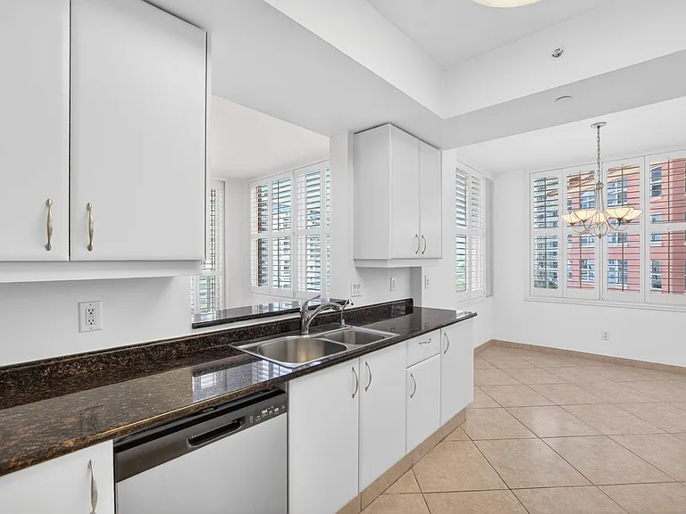 2100 N Ocean Blvd #8-B — Photo 14