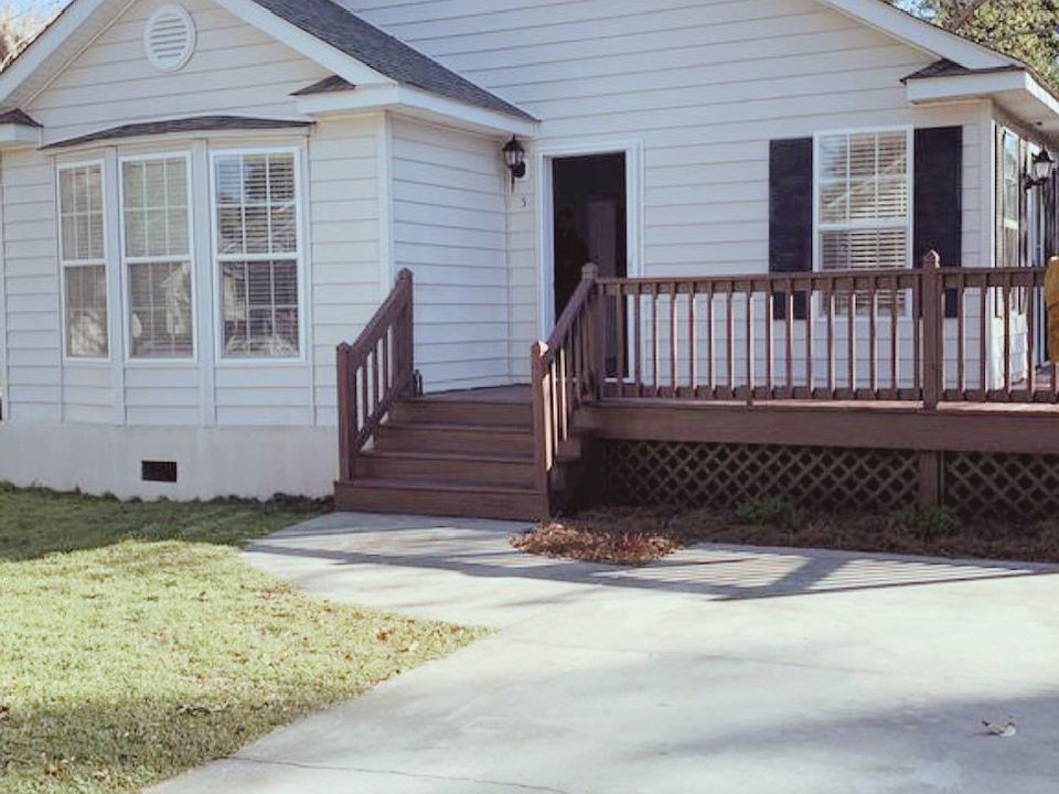 1st image of 5 Rockville Way