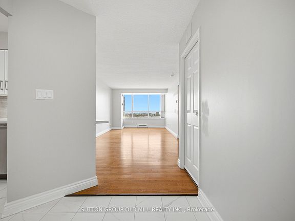4th image of 3605 Kariya Dr Unit 1812