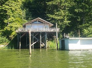 5708 S Tenmile Lake, Lakeside, OR 97449