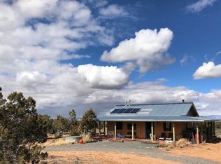 9 Rattler Rd, Cerrillos, NM 87010