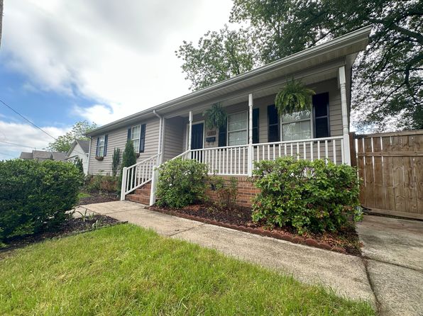 104 N Calhoun St