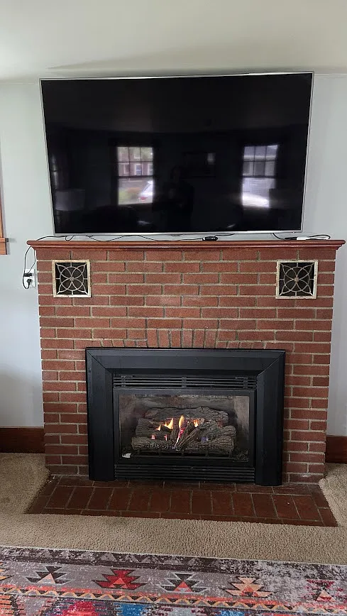 4 bed, 1385 sqft, $1,800 — Photo 4