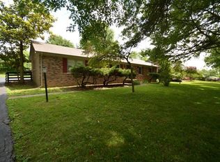 2999 Huntertown Rd, Versailles, KY 40383