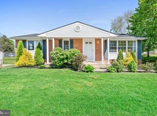 300 Brewster Dr, Newark, DE 19711