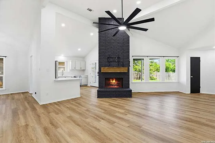 8114 Forest Bow — Photo 2