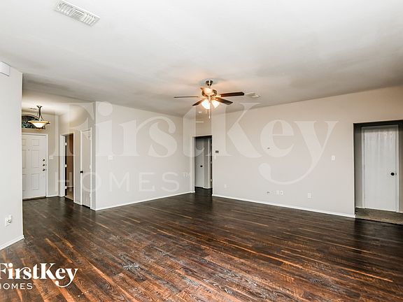 3rd image of 274 Vaden Ave