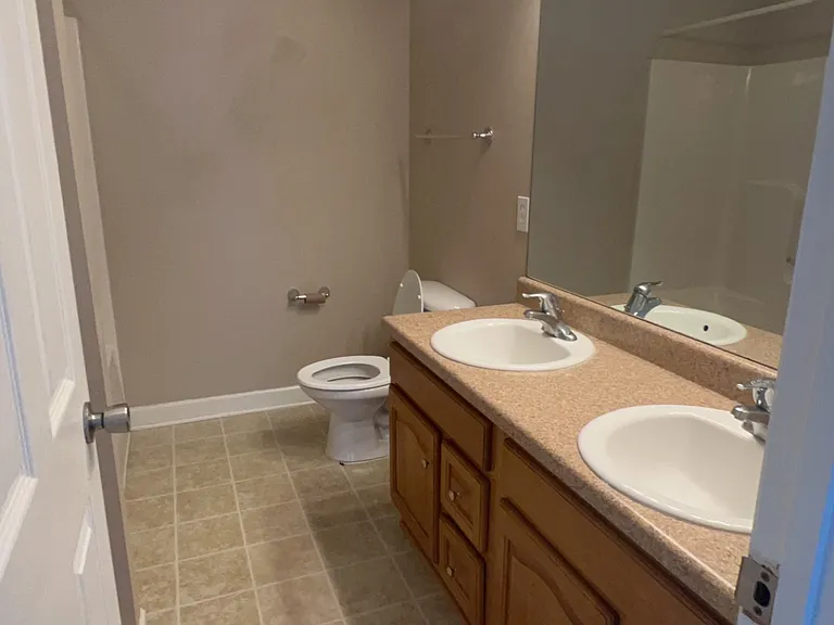 819 Terrell Dr — Photo 29