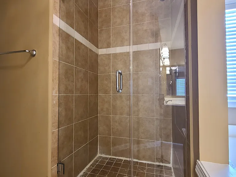 155 Lembeth Ct — Photo 10