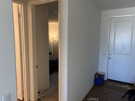 5th image of 575 Feeder St