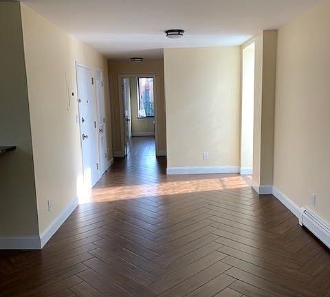 3rd image of 758 E 152nd St