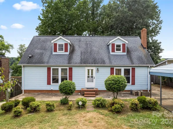 5438 Cold Harbor Dr, Charlotte, NC 28214