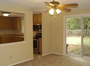 323 Bromsgrove Dr, Hampton, VA 23666
