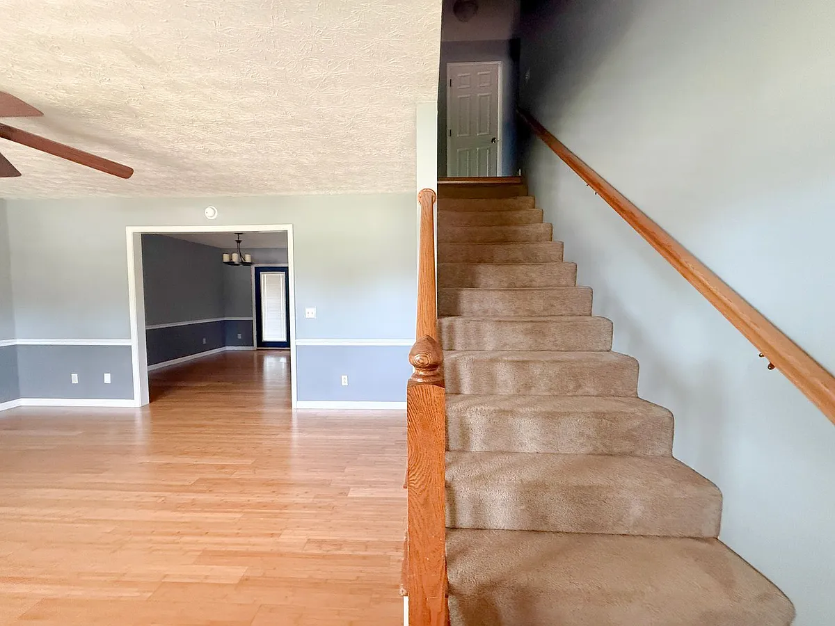 Building Photo - 3339 Riveroaks Dr